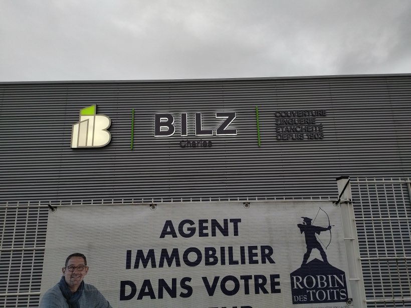 Lettres boîtiers rétroéclairées de la façade Bilz