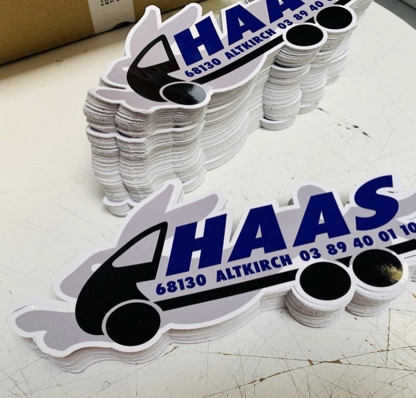 Haas, la pile, Autocollants découpés à la forme