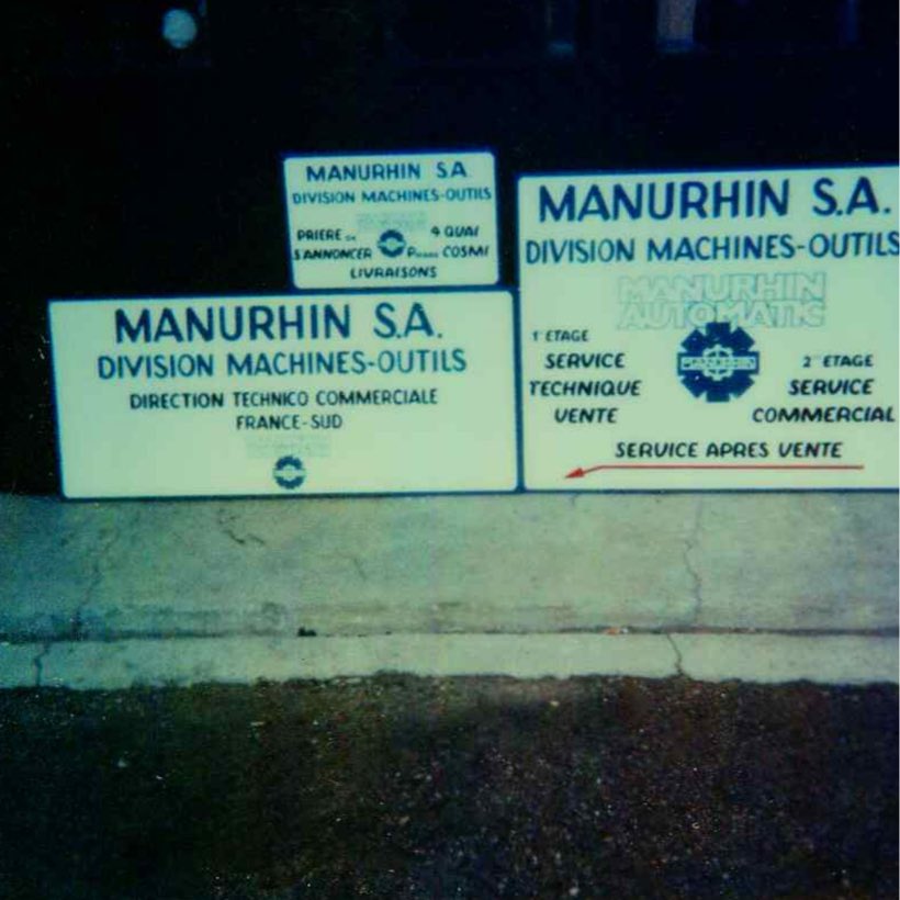 Manurhin S.A., Plaques de signalétique d'usine