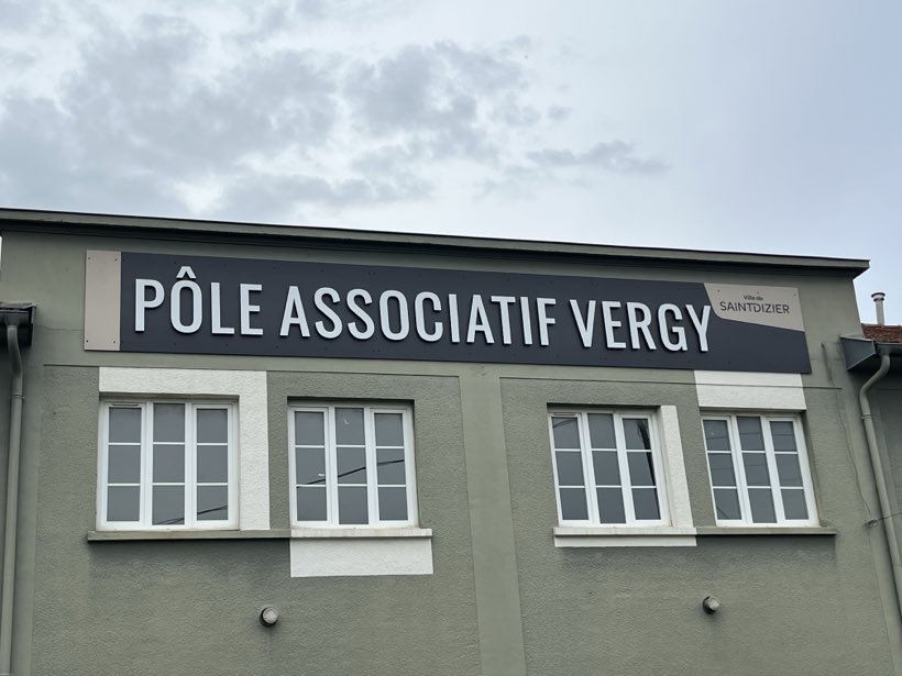 Pôle associatif Vergy, Enseigne bandeau, Saint-Dizier